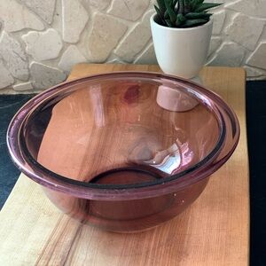 PYREX | Cranberry Glass Mixing Bowl | 322 1 litre